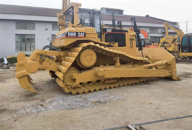 Used CAT D8R bulldozer used original Japan CAT D8T D8L D8N D8R crawler bulldozer for sale