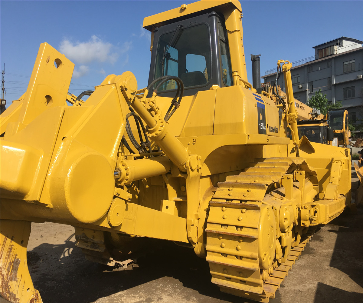 Used Komatsu D155AX-5 bulldozer for sale komatsu D155AX-5 D85p D155A-3 D355A-3 Crawler tractor