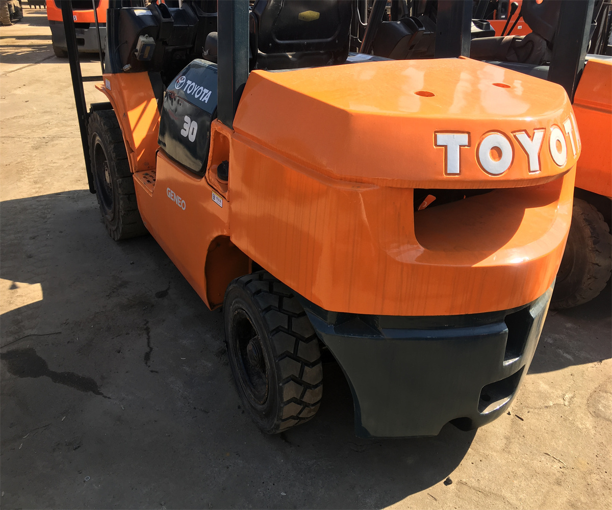 Second hand forklift Toyota 7fd30 diesel forklift FD30 3t diesel lifter for sale