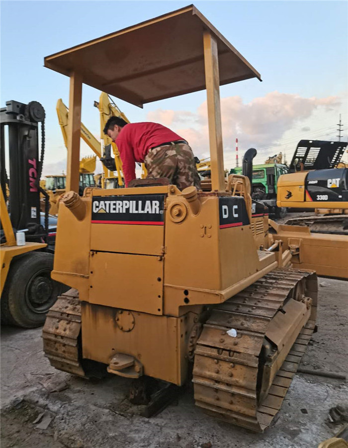 Used cat D6M crawler bulldozer D6M D6D D6H D6G D6GII dozers