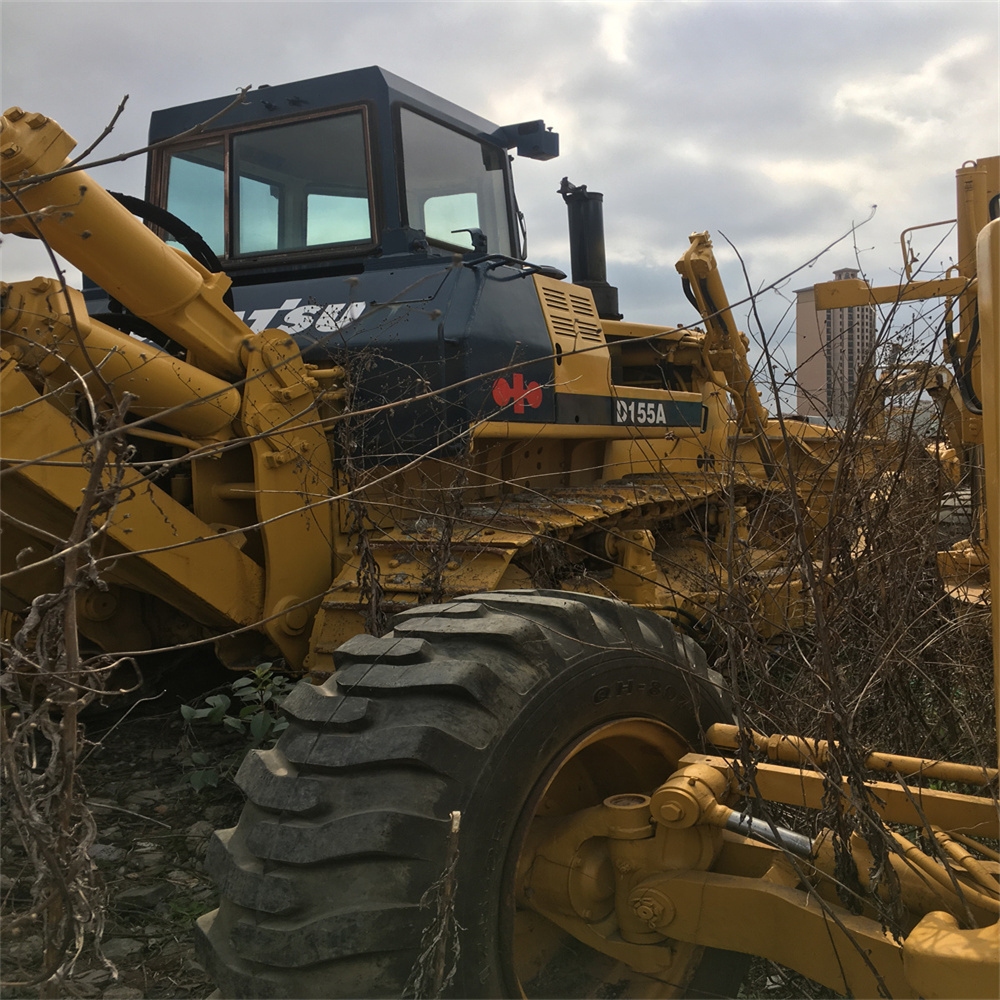 Used Komat D355A D375 D85 D155A Bulldozer Used Japan Komatsu D155-1 D60P D40P SD22 SD16 SD32 Bulldozers hot sale