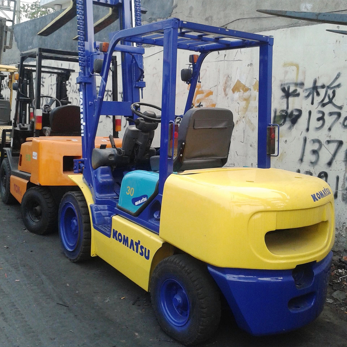 Used good price Diesel FD50 Komatsu 5 ton forklift cheap sale