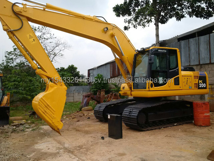 Japanese brand  komatsu PC200-6 PC 200 used Excavators