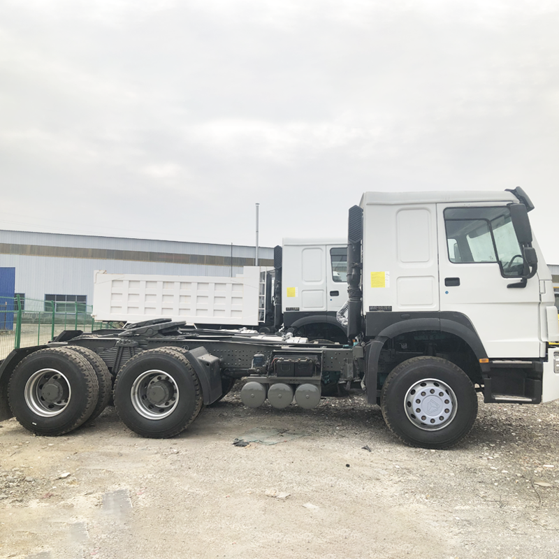 Heavy duty SINOTRUK A7 T7 truck trailer HOWO 371hp- 420 hp 6X4 Tractor Truck for sale