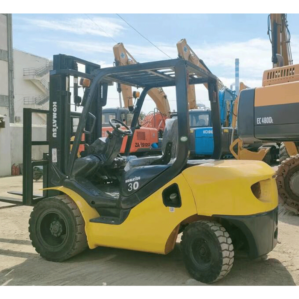 Used Japan Komatsu 3ton FD30 diesel forklift Used Komatsu Forklift for sale in Shanghai