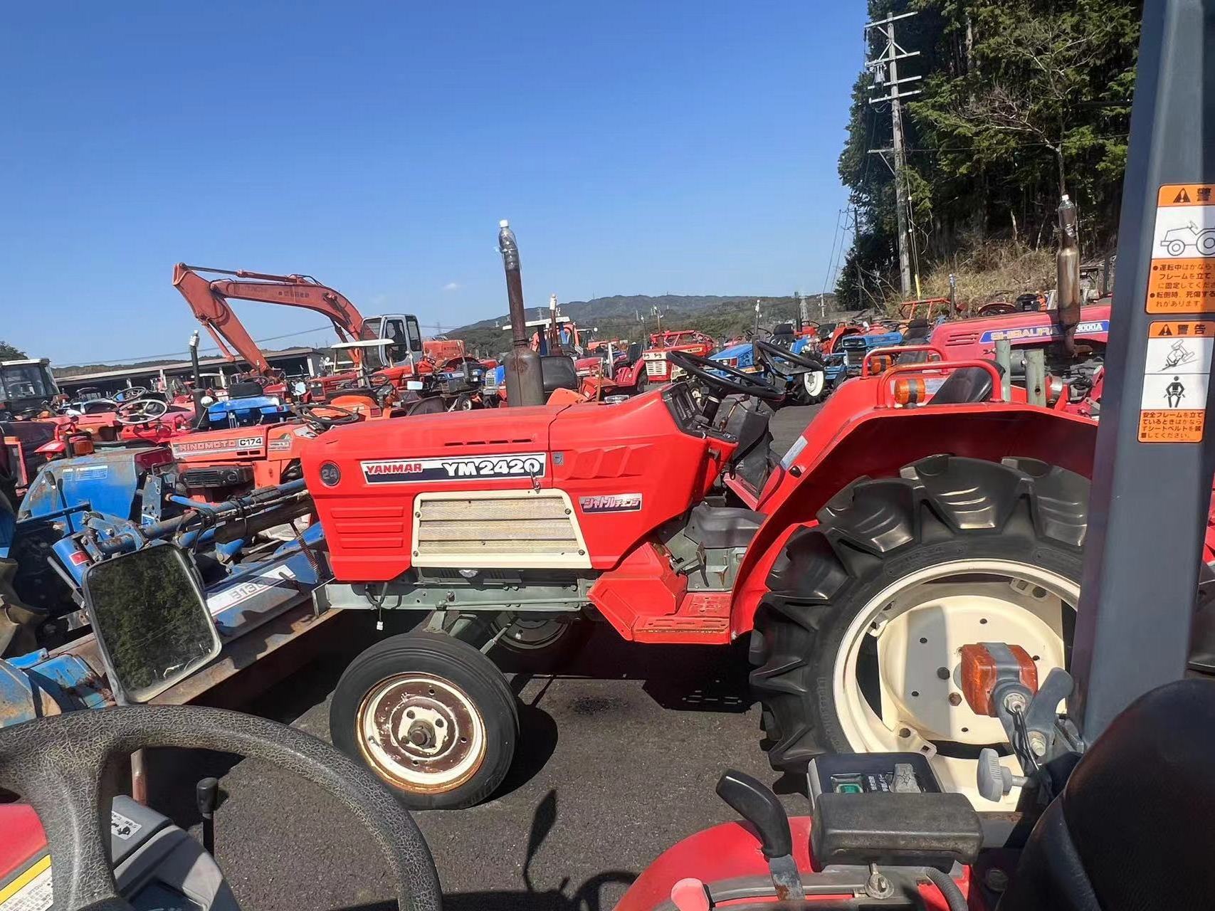 Japan original used farm tractors KUBOTA B6000  ship from Japan port for sale