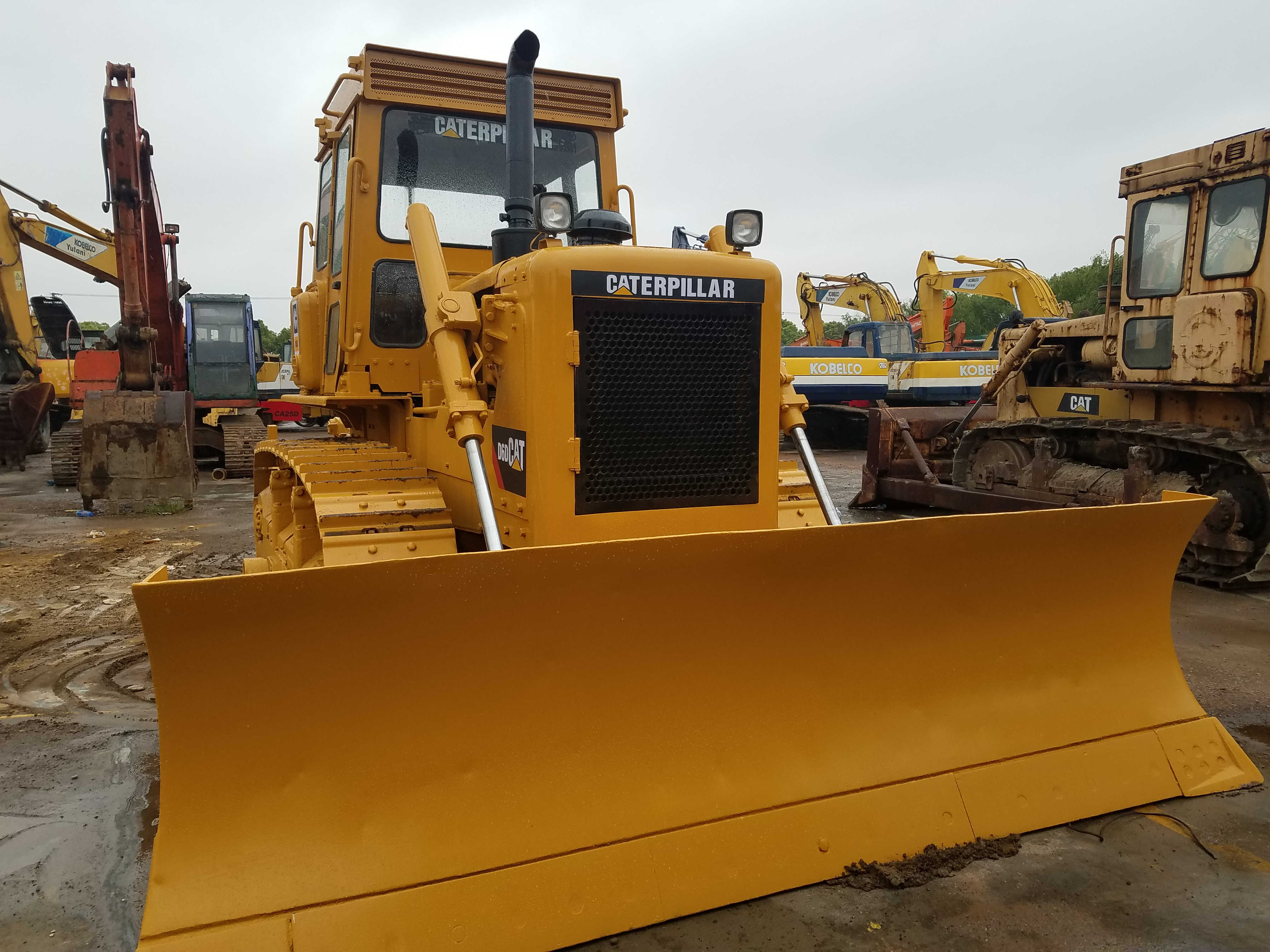 Second hand Cat erpillar D6D Crawler Bulldozer CAT D6D Tractor D6 D5 Dozer in stock for sale