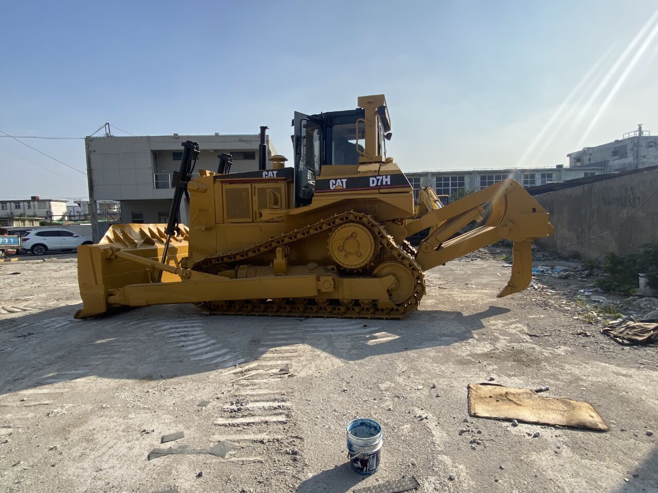 Good Quality and Excellent Appearance Used Cat D7H  Crawler Bulldozer Second Hand D6H  Crawler Bulldozer for sale