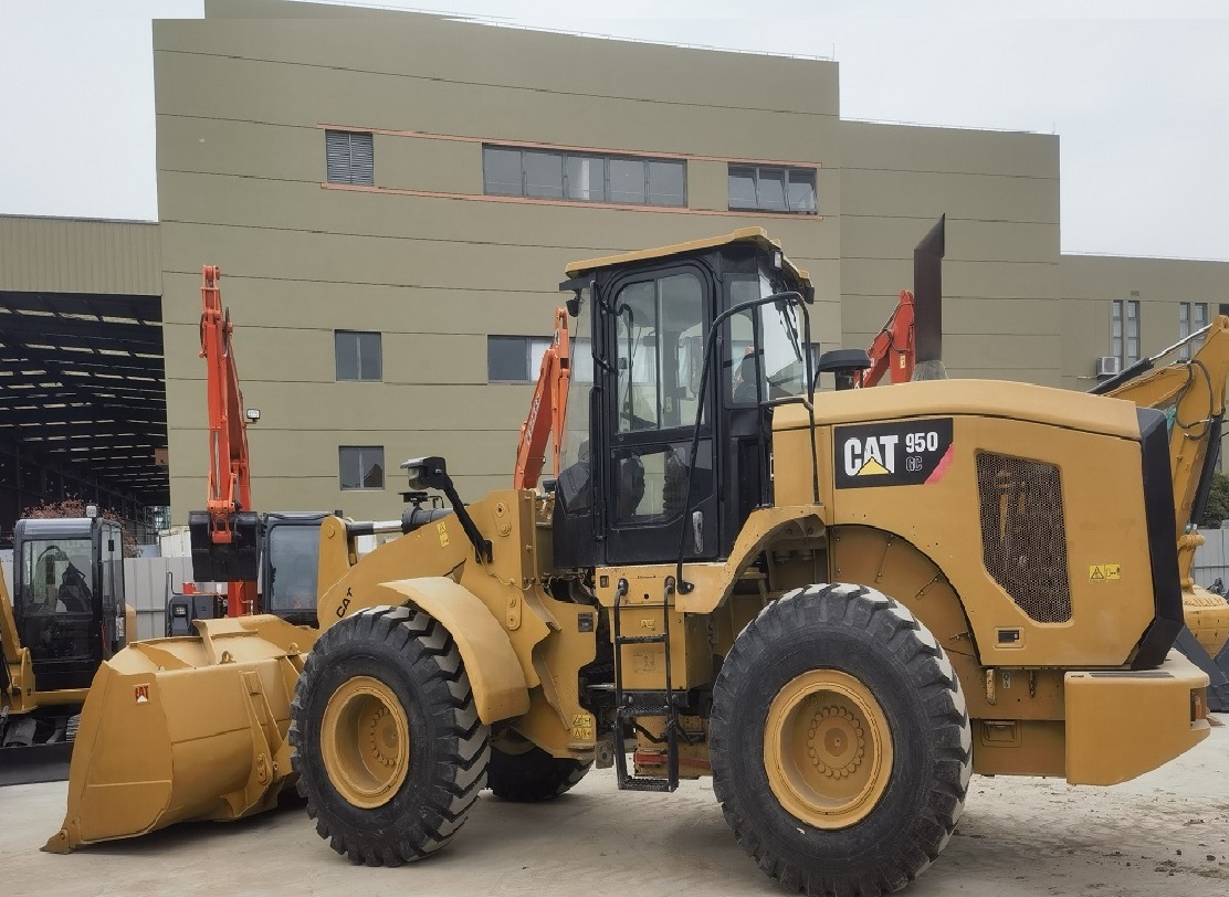 Great Working Performance 5Ton Hydraulic Mining Machine with 3CBM Bucket Used Caterpillar 950GC Wheel Loader