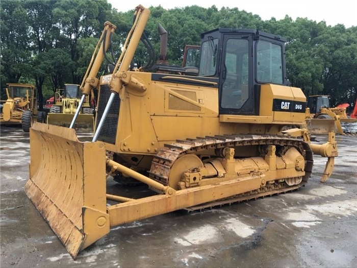 Good price best working condition america D6G D3 D8 D6 D5 D4 D9 D7 D10 Crawler bulldozer for sale