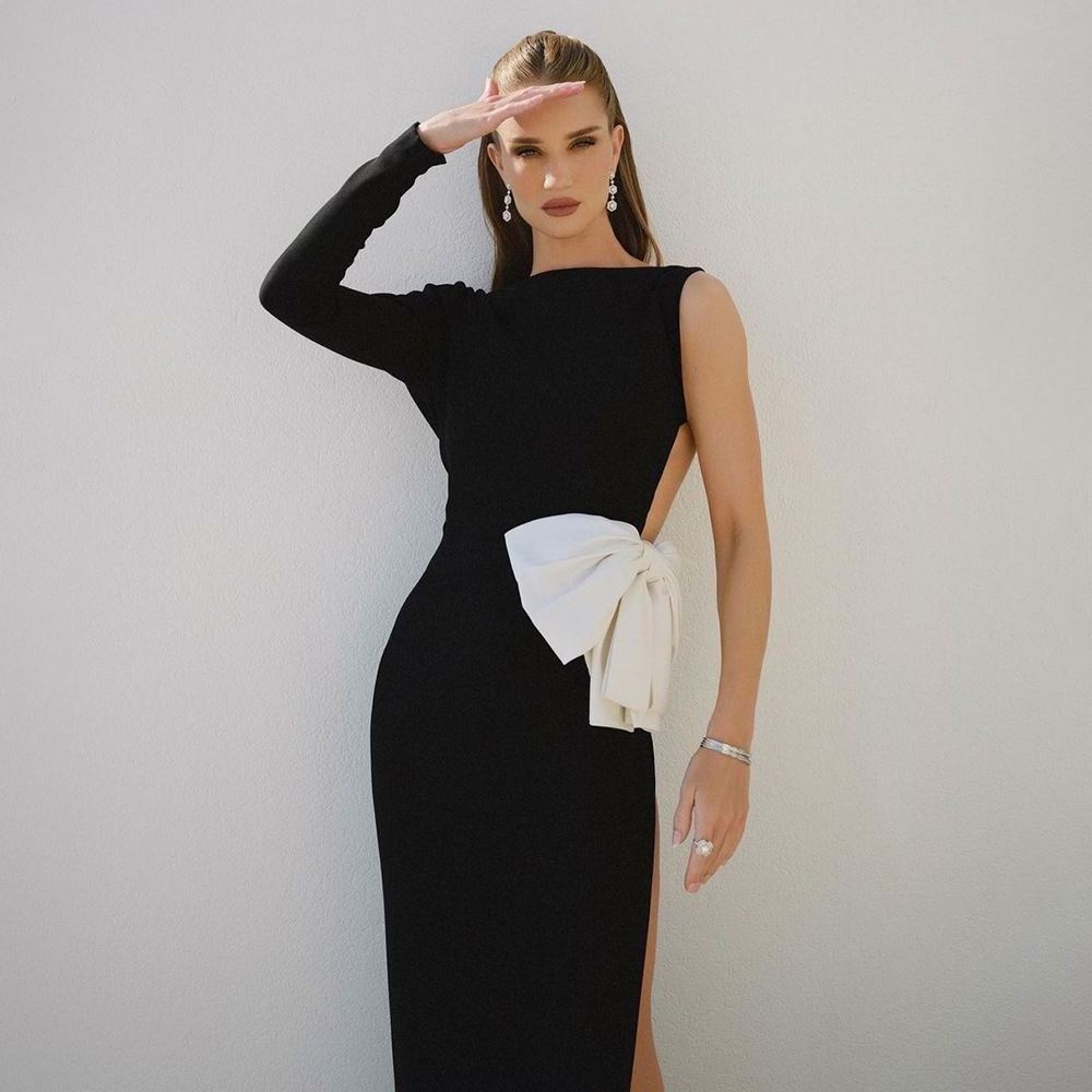 Bettergirl 2024 Sexy Oblique Shoulder Slim-fit Split Design Black One-shoulder Long Sleeve White Bow Dress