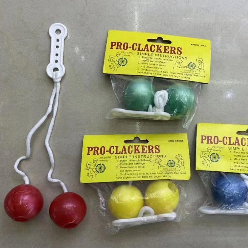 Wholesale Plastic Noise Maker Click Clack Balls Clacker Balls Fidget Toys