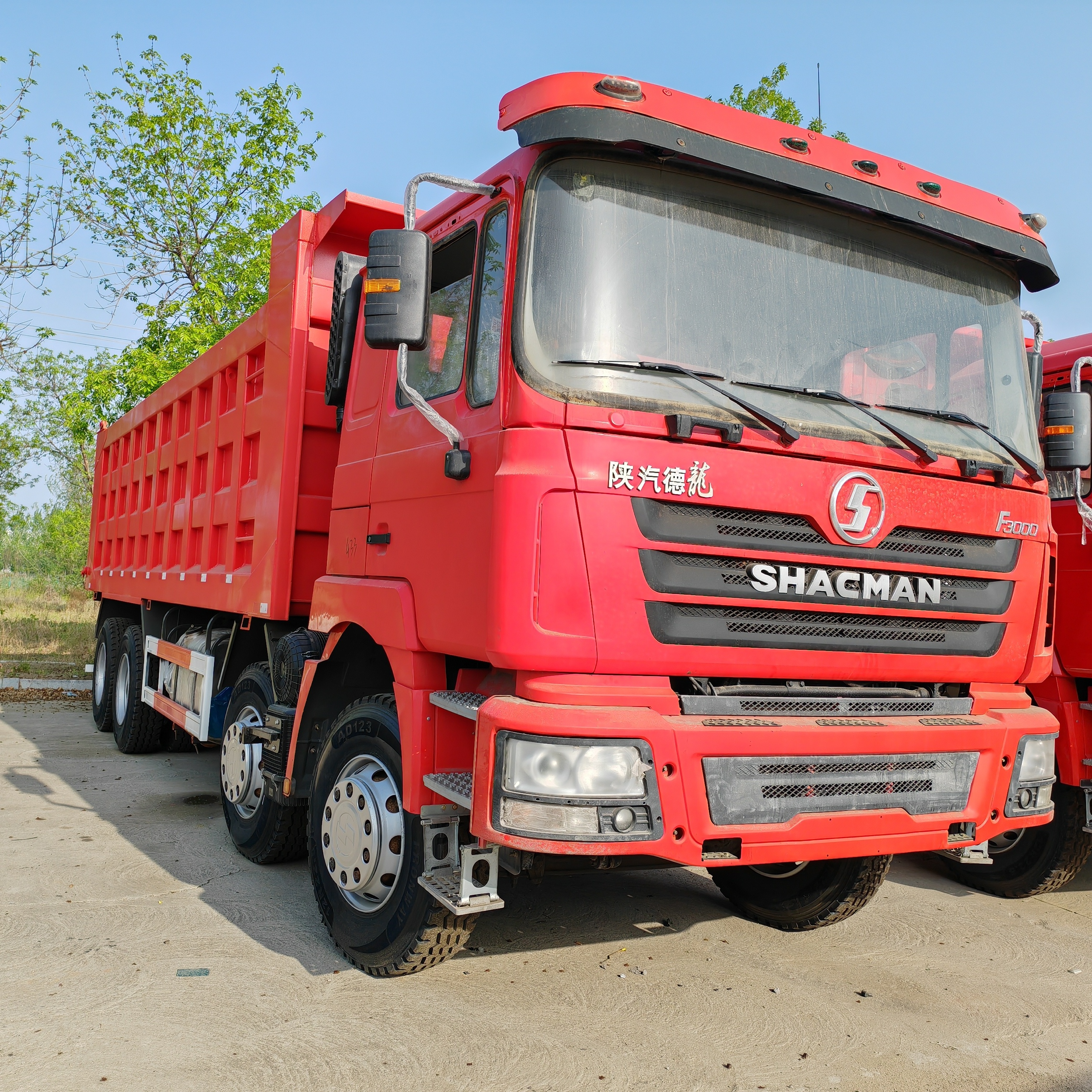 Shacman X3000 F3000 H3000 L3000 6x4 8x4 Dump Truck 440hp 380hp 375hp 430hp Tipper Truck With Cummins Engine Man axle