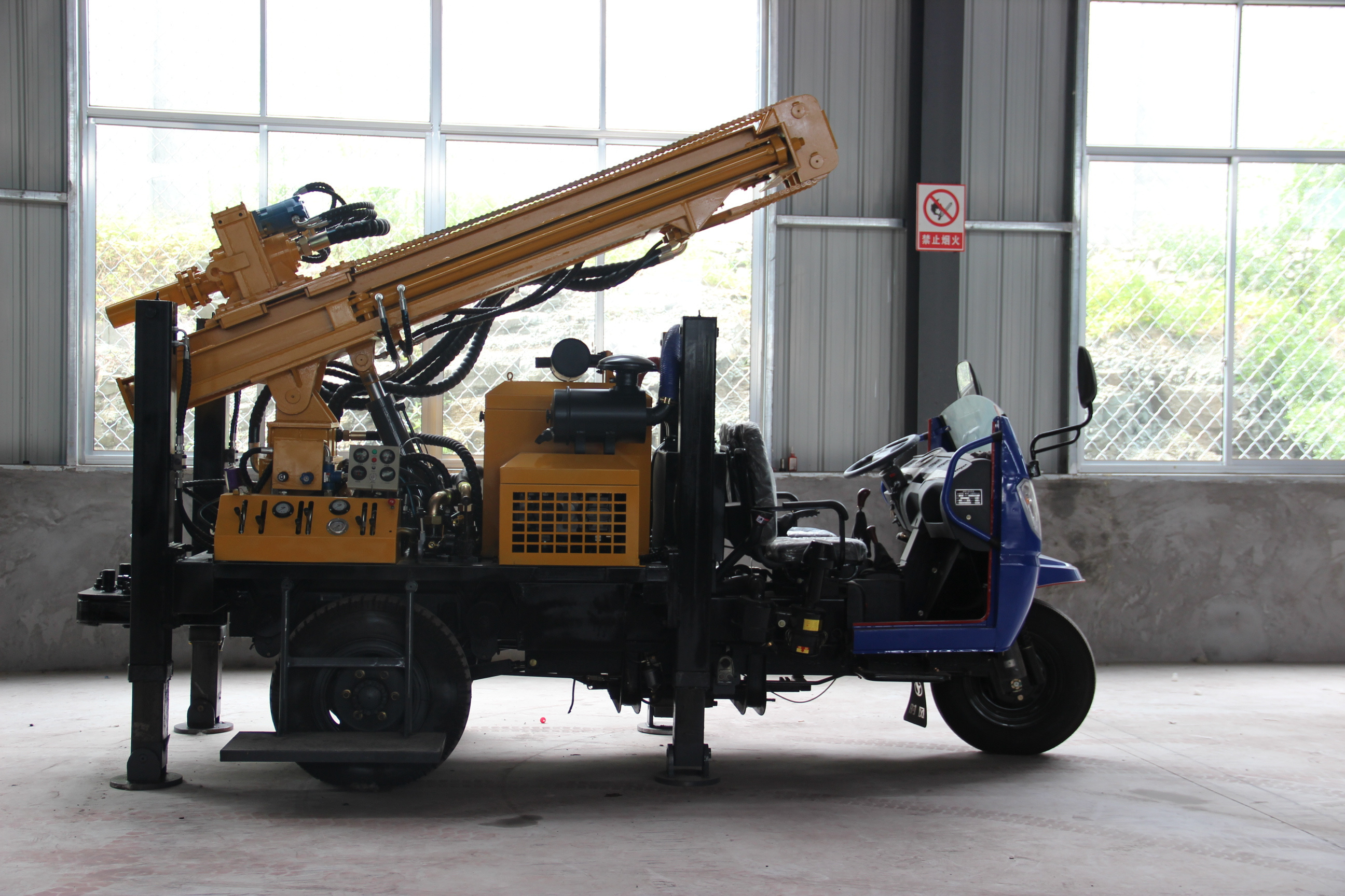 100m 200m portable water well drilling rig with wheels mounted for good price for sale