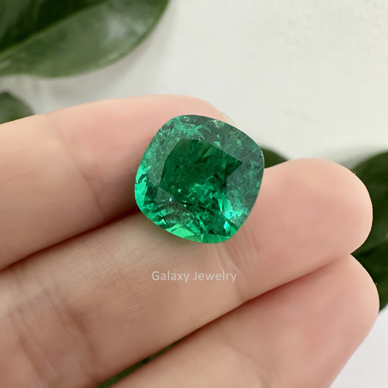 Synthetic Emerald Stone China Factory Directly Sale 6x6mm 8x8mm Cushion Cut Colombia Lab Grown Emerald Stone Price Per Carat