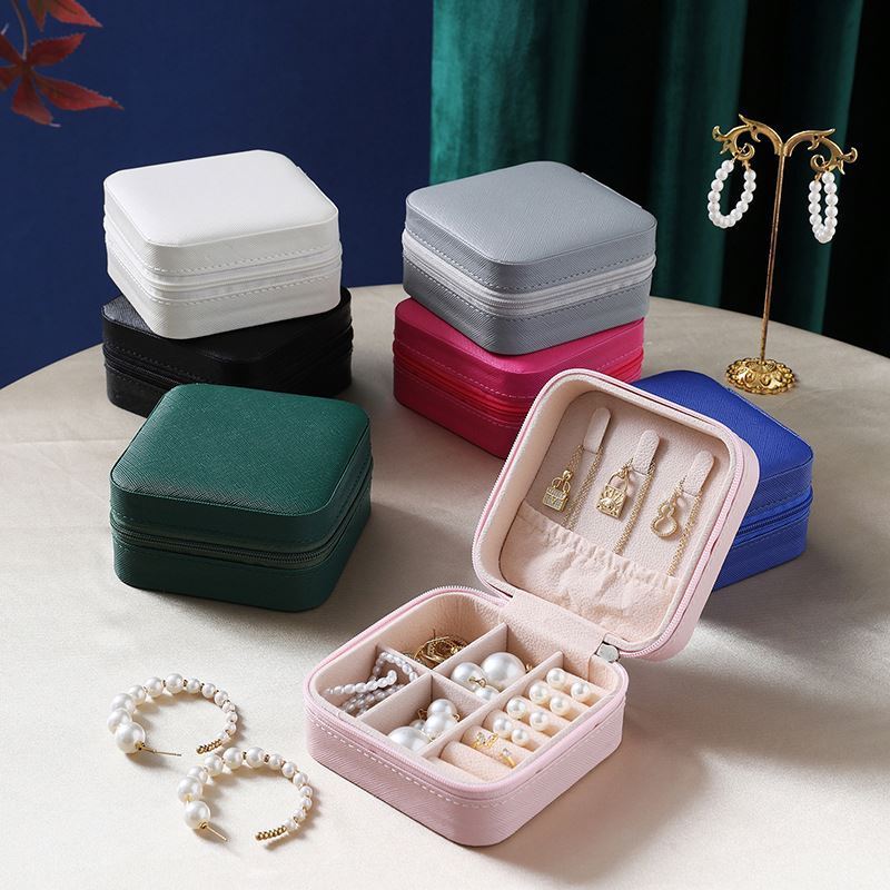 Multi-function jewelry box Portable leather jewelry storage box with lock