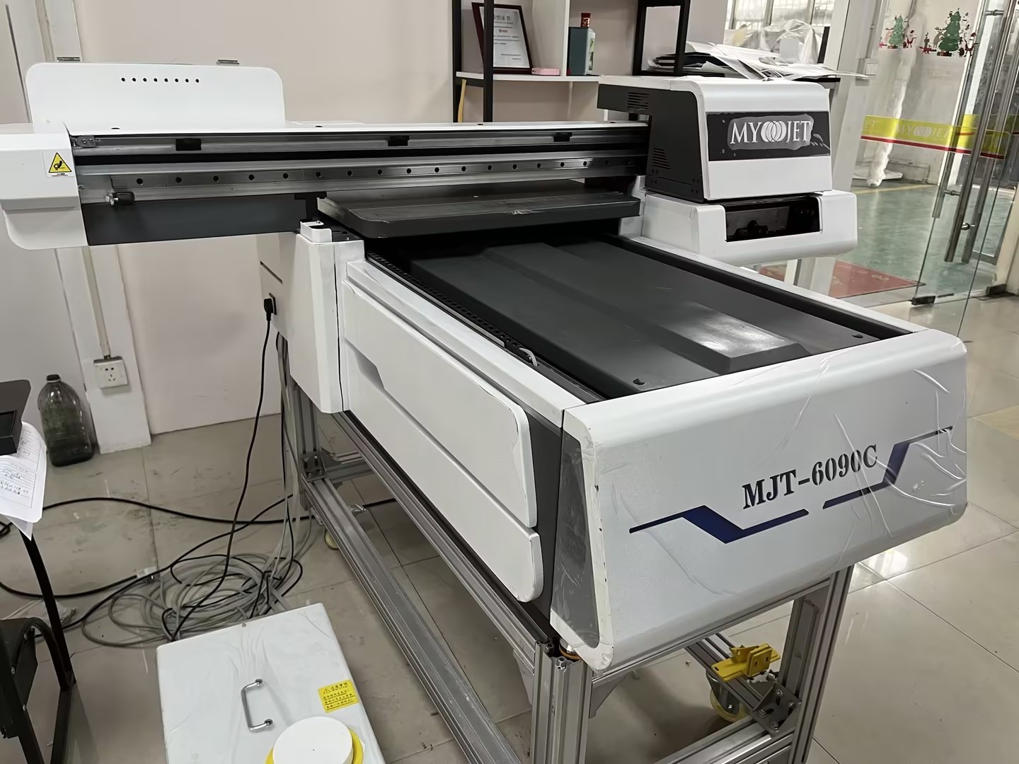 MYJET 6090c wide format printer uv printing machine 160mm print height flatbed digital cell phone good price inkjet printer