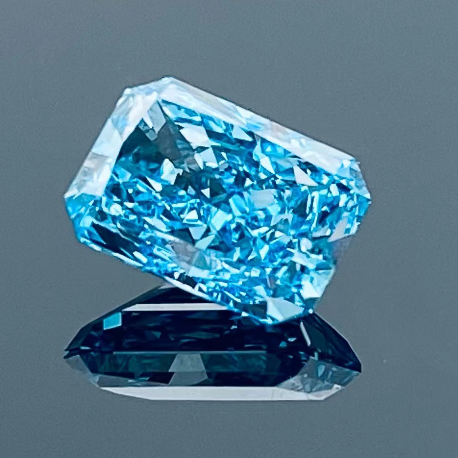 Customized Fancy Lab Grown Diamond CVD HPHT Synthetic Blue Diamond Radiant For Jewelry Decoration