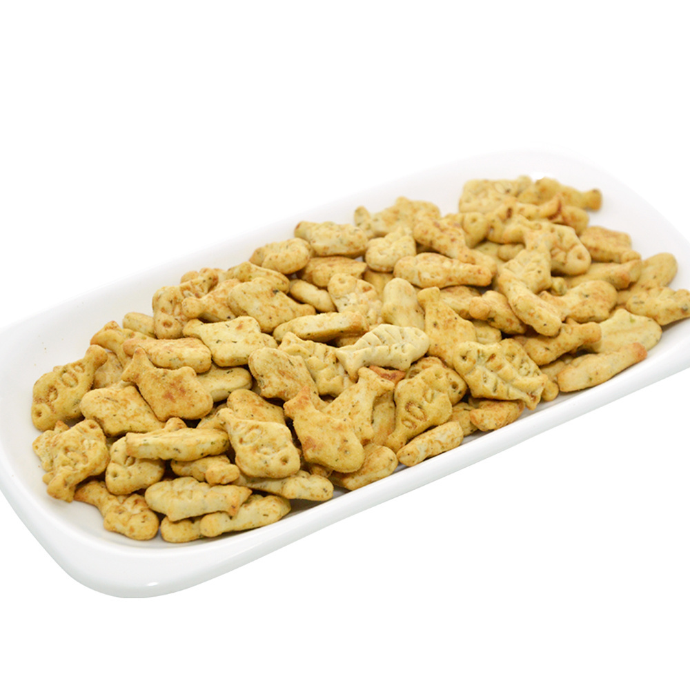 Healthy Cat Snack Fish Shape Chicken Flavor Biscuit Cat Treat Dried Food Cat Biscuits