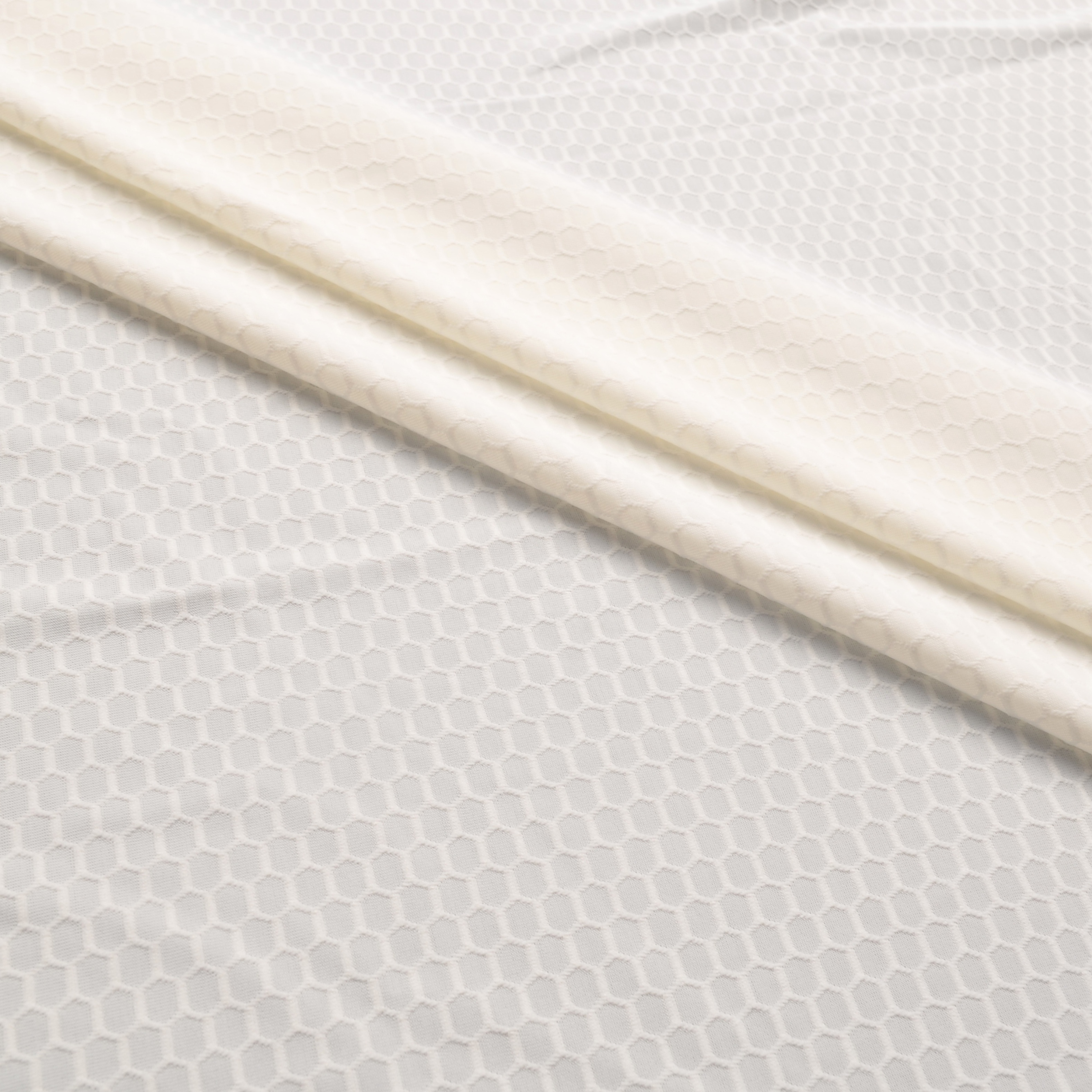 8044#Wholesale white polyester honeycomb mesh sports jersey fabric for sportswear and lining