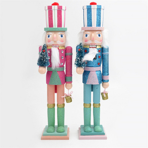 Wholesale Pink Party Decoration Wooden Soldier Nutcracker Ornaments Nutcracker Dolls for Christmas Decoration