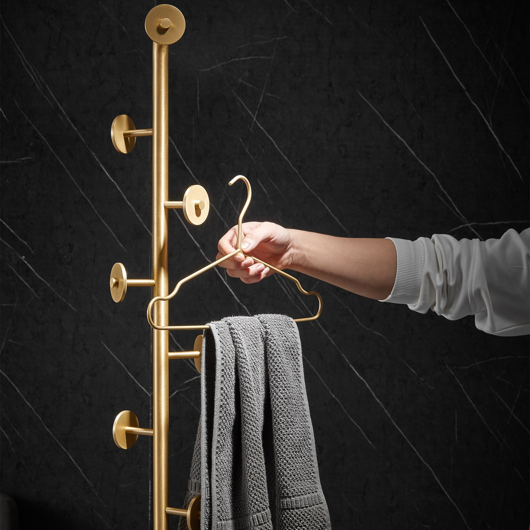 Bathroom Bedroom Brass Coat Storage Wall Mounted Hanger Brass Multifunctional Modern Coat Rack Clothes Tree