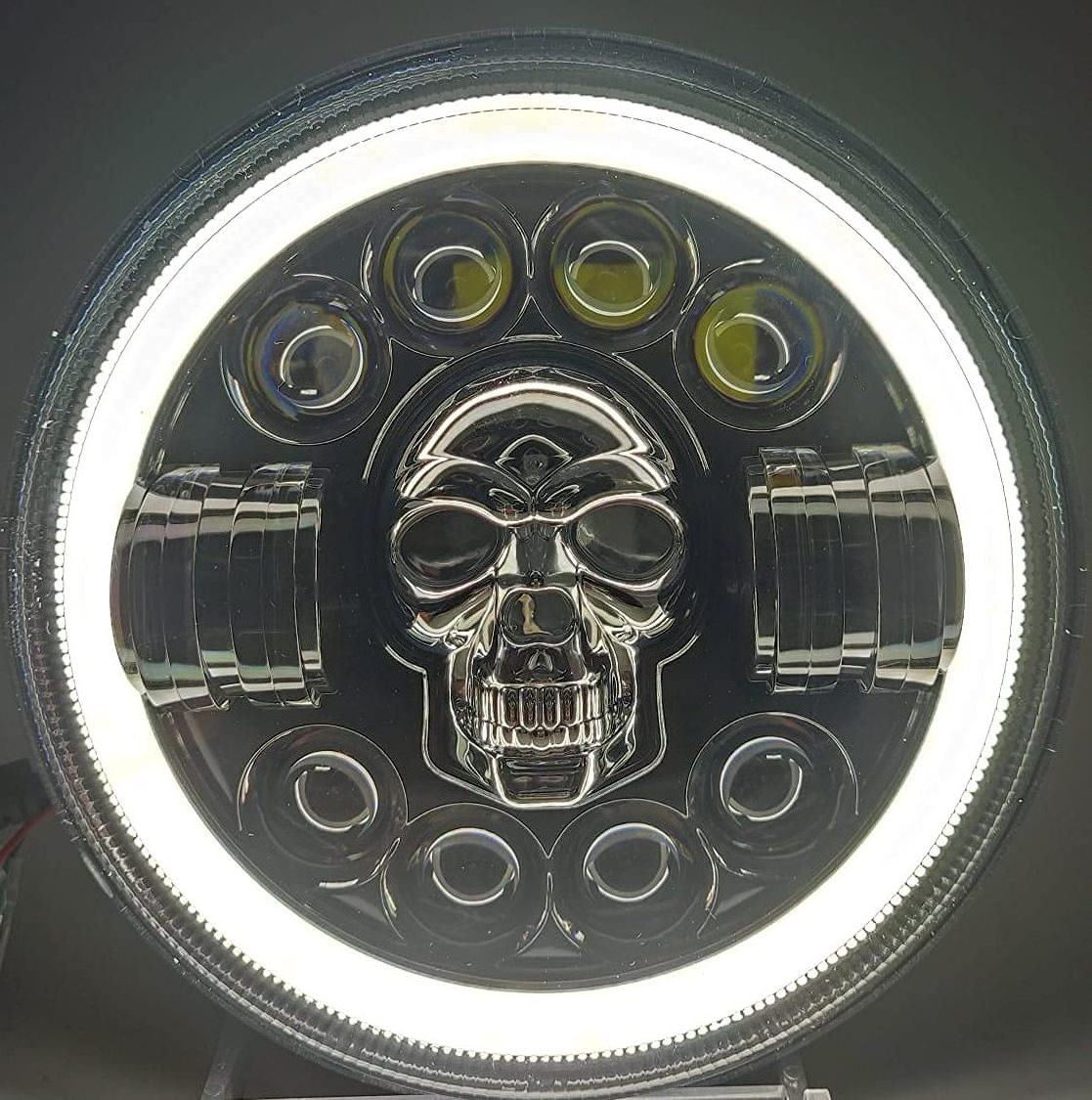 7 Inch Round Skull Headlight High Low Beam With DRL 40W 12V 24V LED Headlight for Jeep Harley Davidson Land Rover