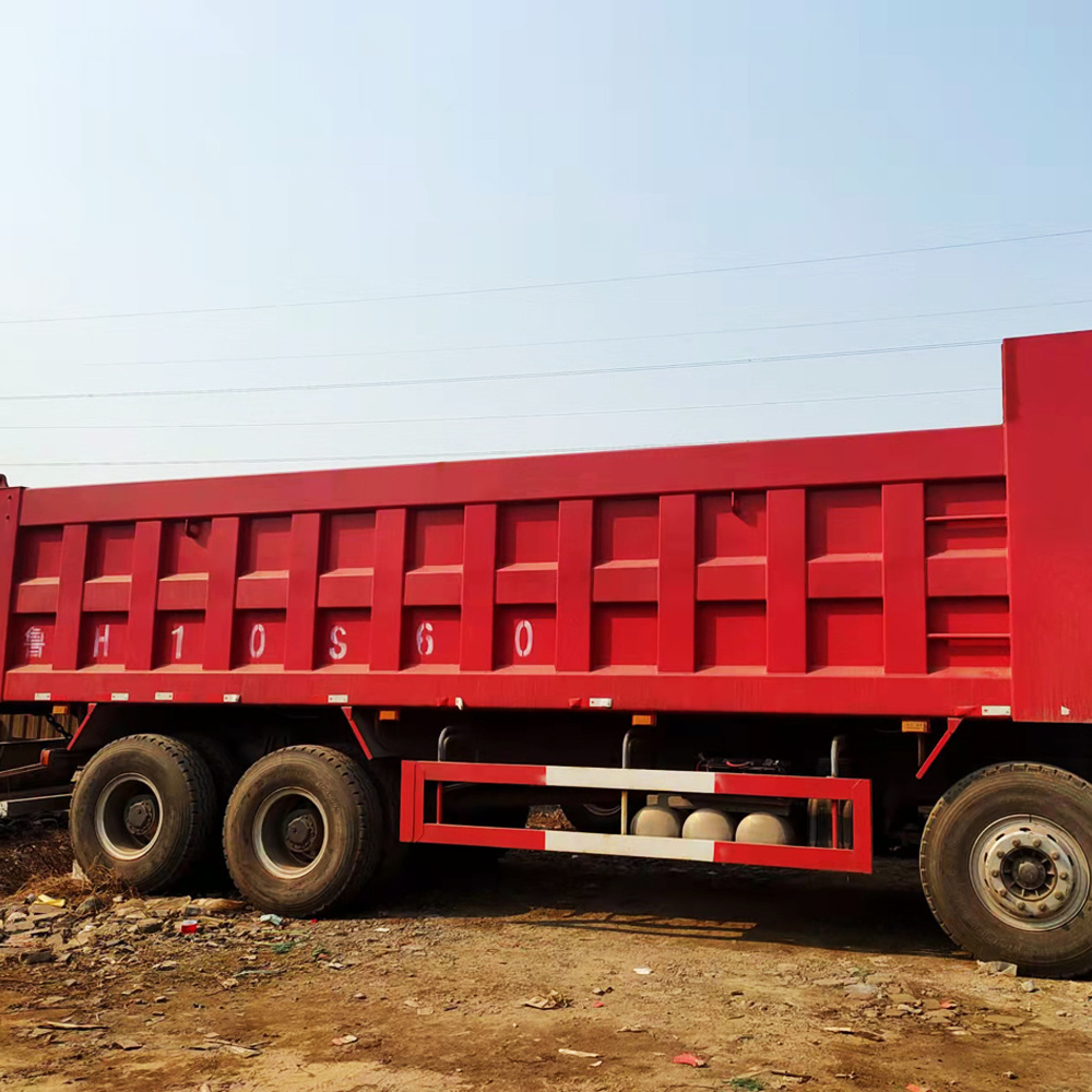 Sinotruk Howo 50 Ton 8x4 Brand New 12 Wheeler Dump Tipper Truck Price