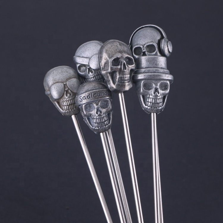 Wholesale Bar Tool Multiple Stainless Steel Cocktail Picks Skull Top Cocktail Stick Food Picks For Halloween Party