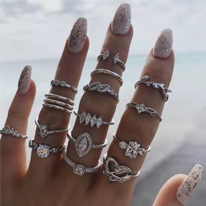 13pcs/Set Bohemia Antique Silver  Color Crown Flower Unicorn Carved Rings Sets Knuckle Rings for Women Jewelry ring