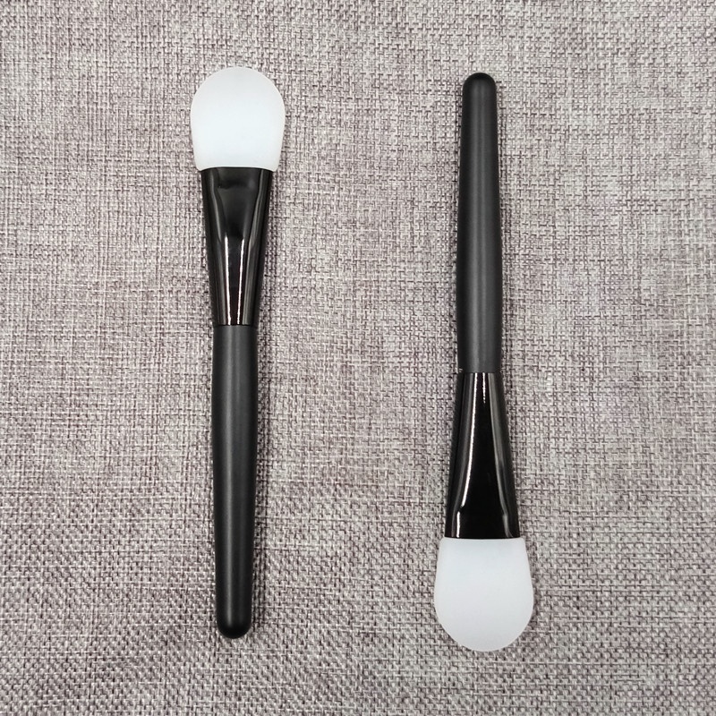 Cosmetic Spatula for Cream Application Silicone Mask Applicator