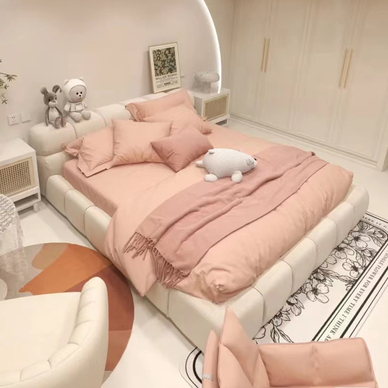 Cream style Italian style master bedroom, double 1.8m wedding bed, tatami, bread French floor to ceiling bed, children's bed