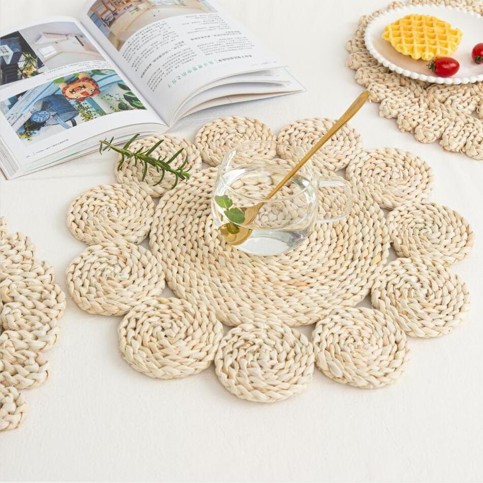 38CM Large Natural Braided Rattan Tablemat Hollow Wicker Charger Plates for Holiday Christmas Kitchen Table Mat