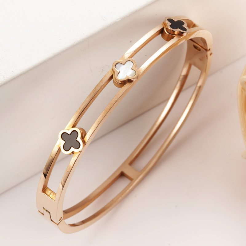 Wholesale Custom Ladies Stainless Steel Jewelry 18k Gold Plated Four Leaf Clover  Enamel Zircon Cuff Bracelets Bangles For Women