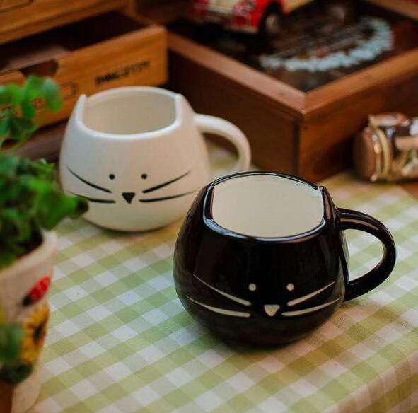 Wholesale creative cute cartoon black and white 3D cat travel coffee mug couple mugs for gift