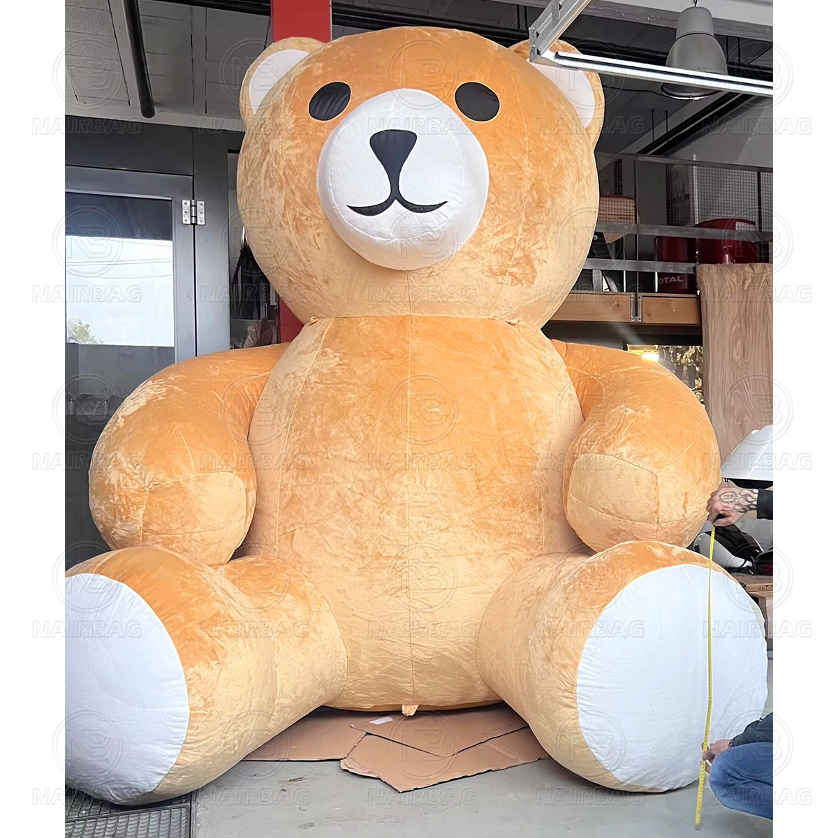 Giant Furry Inflatable Teddy Bear Mascot, Christmas Event Decoration Plush Large Inflatable Brown Bear Cartoon Model