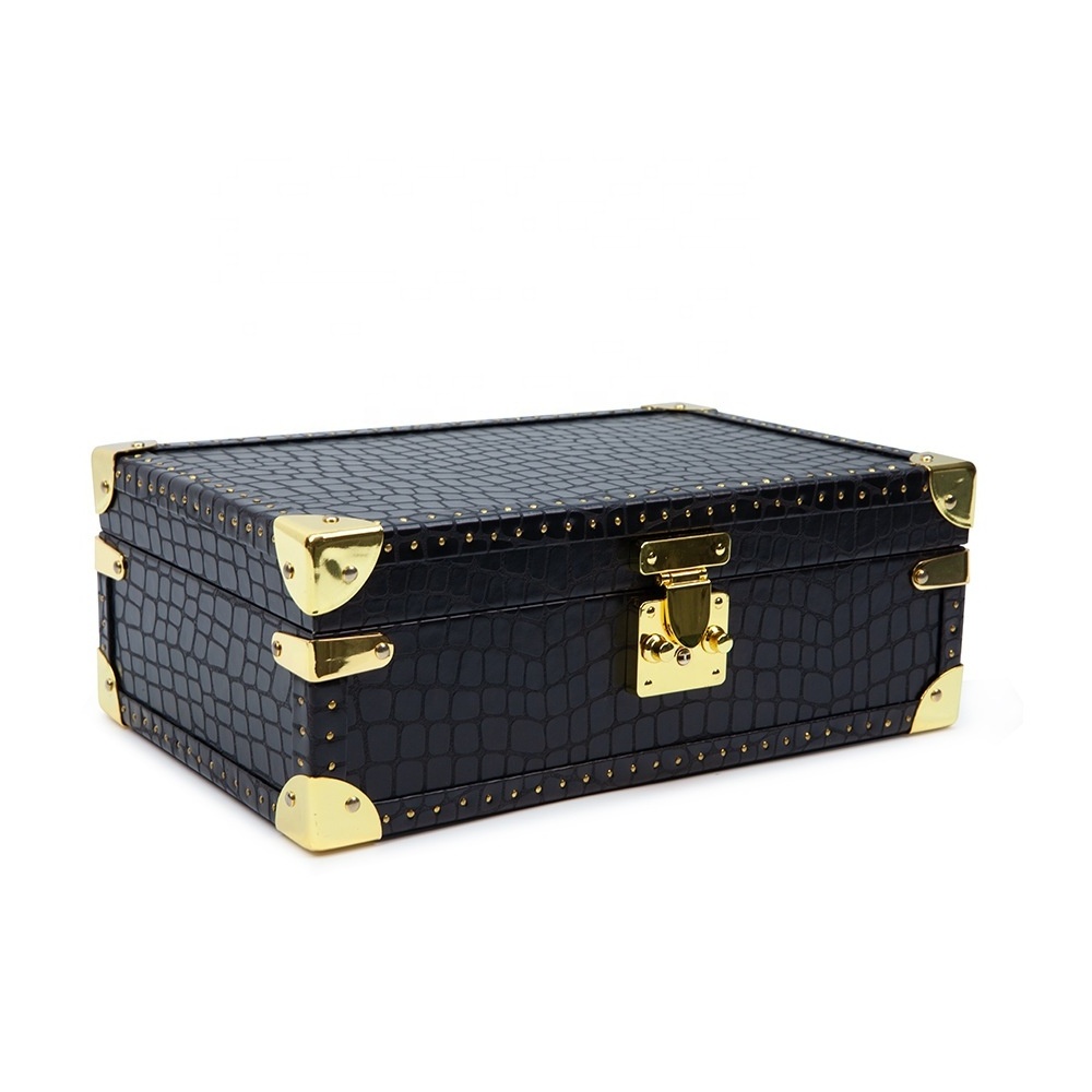 Custom Logo Luxury Crocodile Skin MDF Makeup Sets Wooden Cosmetic Box Pu Leather  Perfume Box Packaging With  Metal Latch