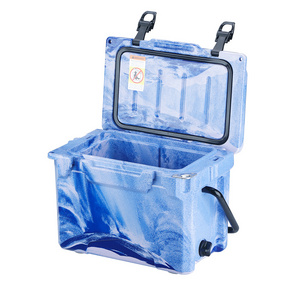 12QT High Efficiency Portable LLDEP PU Outdoor Rotomolded Camping Parties Cooler Box With Lock