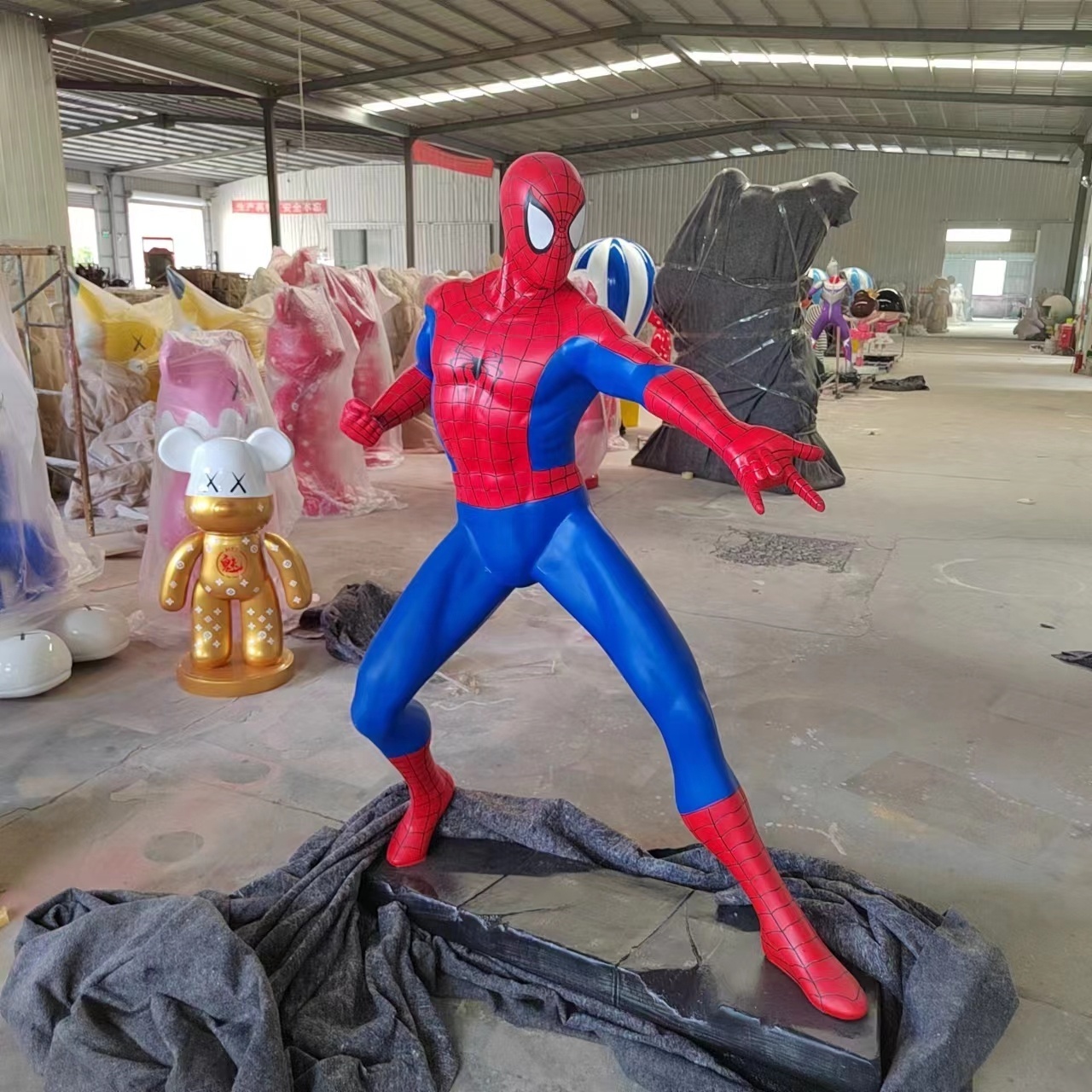 Life Size 9ft Tall Amazing Anime Figure Fiberglass Outdoor Decoration Good Quality Cartoon Movie Character Statue