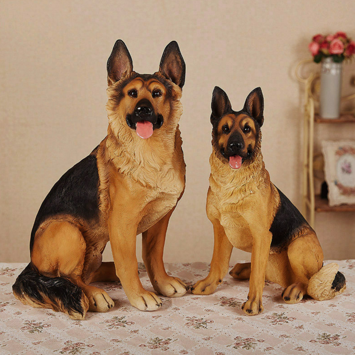 Realistic German Shepherd Wolf Dog Sculpture Animal Dog Statue Fiberglass Material Artificial For Outdoor Decoration Indoor