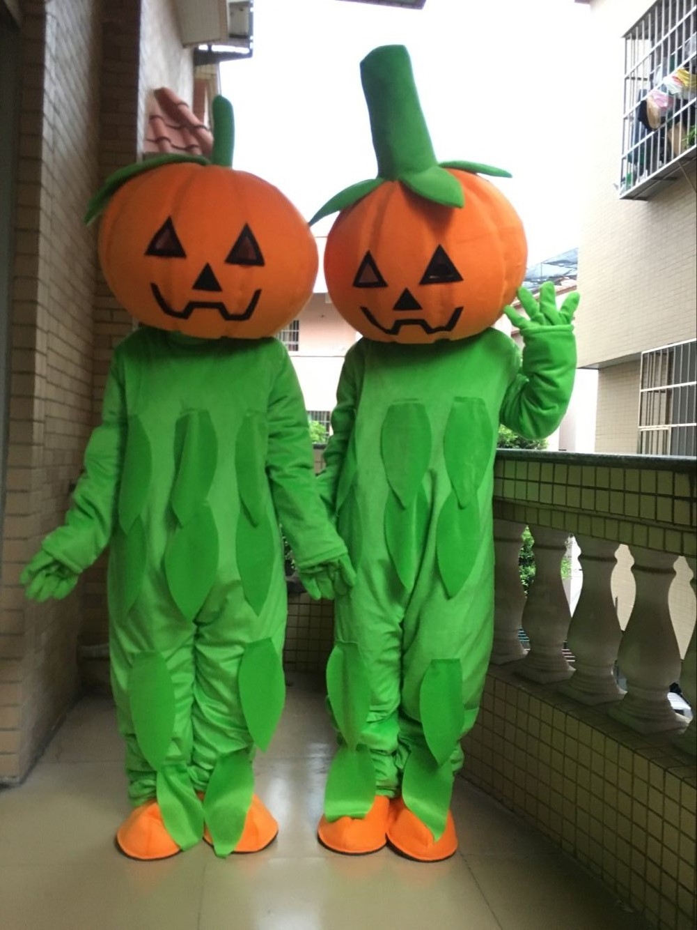 Cheap Price Mascot Costume Halloween Cosplay Pumpkin Plants V.S. Zombies Customized For Kids Shopping Mall Attract Kids