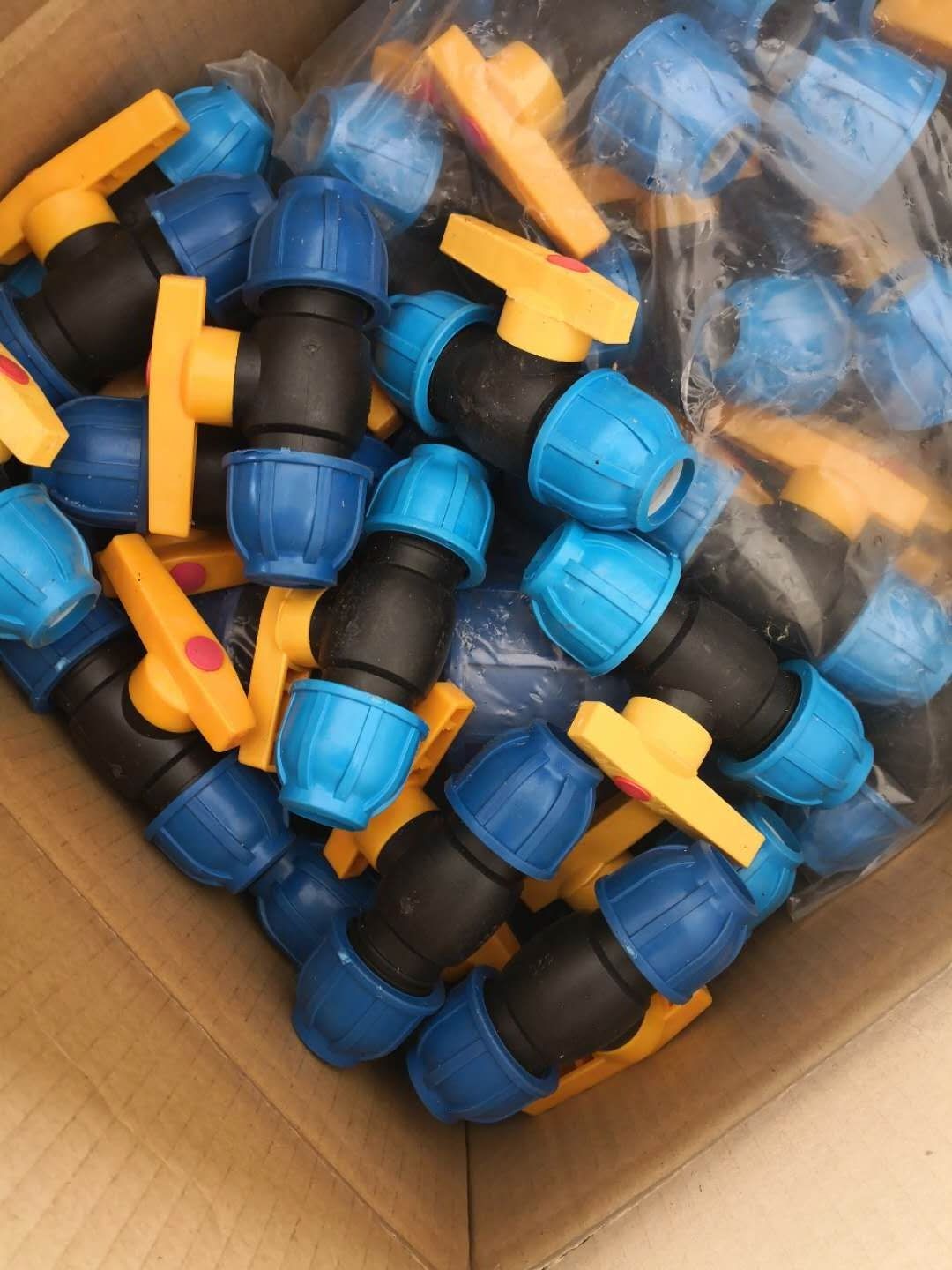 Irrigation Compression Fittings Fittings Compression Ball Valve Plastic Sprinkler Grey PP PN16 for Water Pipes PE Plastic Box