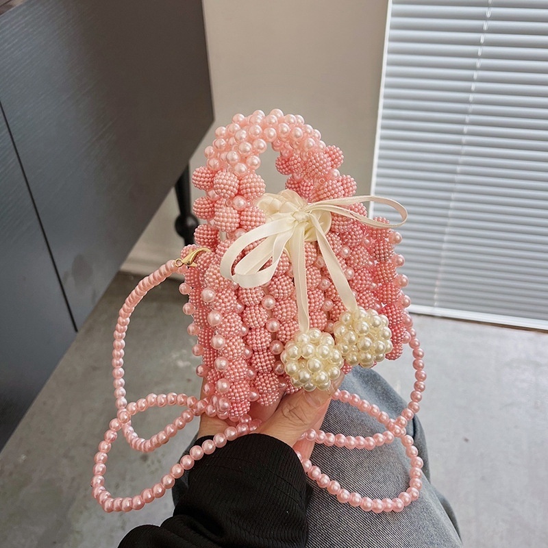 Trendy Hot Mini Style Woman Bag Wedding 2024 New Fashion Drawstring Ladies Pearl Tote Bag Chain Shoulder Women Beaded Pearl Bag