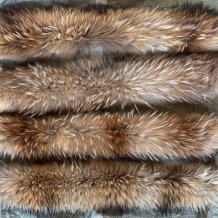 Factory Wholesale Women's High Quality Real Raccoon Fur Collar Raccoon Fur Primary Color Down Jacket Coat Collar