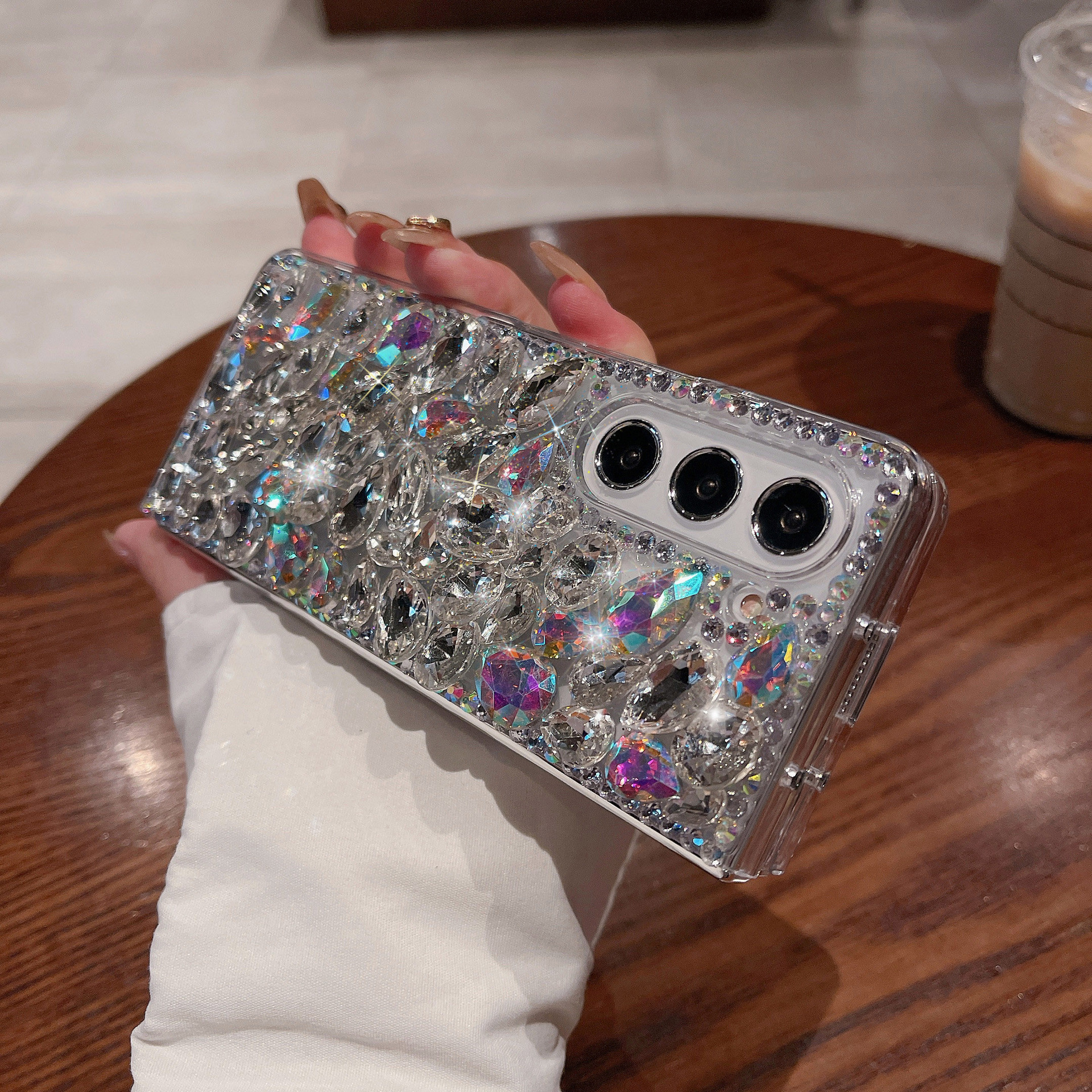 Wholesale 3D Handmade Crystal Rhinestones Diamond Glitter Hard Acrylic Phone Case for Samsung Galaxy Z Fold 5 4 3 2 Cell Cover