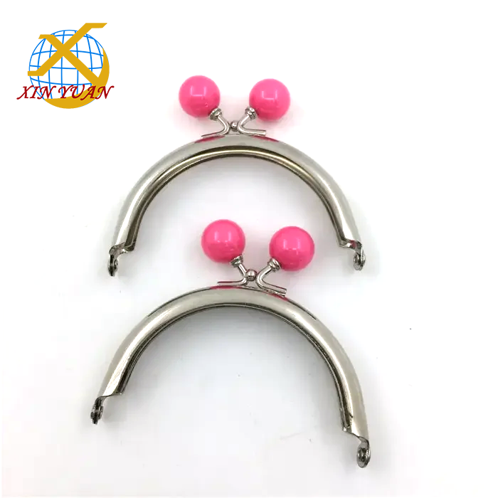 Popular Bead 8*4.5cm nickel Kiss Clasp clip hardware Glue in Purse Frame Bag DIY Frame Metal accessories