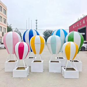 Customized Large Outdoor Event Wedding Party Decoration Prop Handmade Realistic Life Size Fiberglass Hot Air Balloon Sculptures