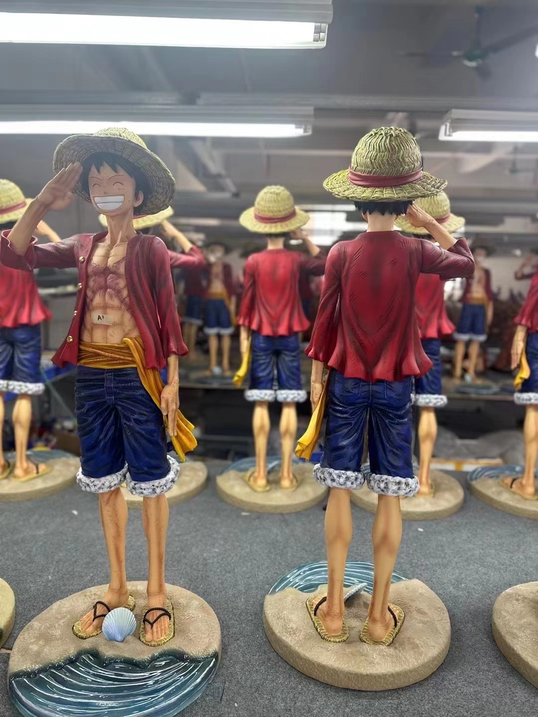 Hot Sale  life size resin Anime statue  Japanese Cartoon Anime Sculpture Luffy Statue 1/2 Anime Luffy Staue Figure