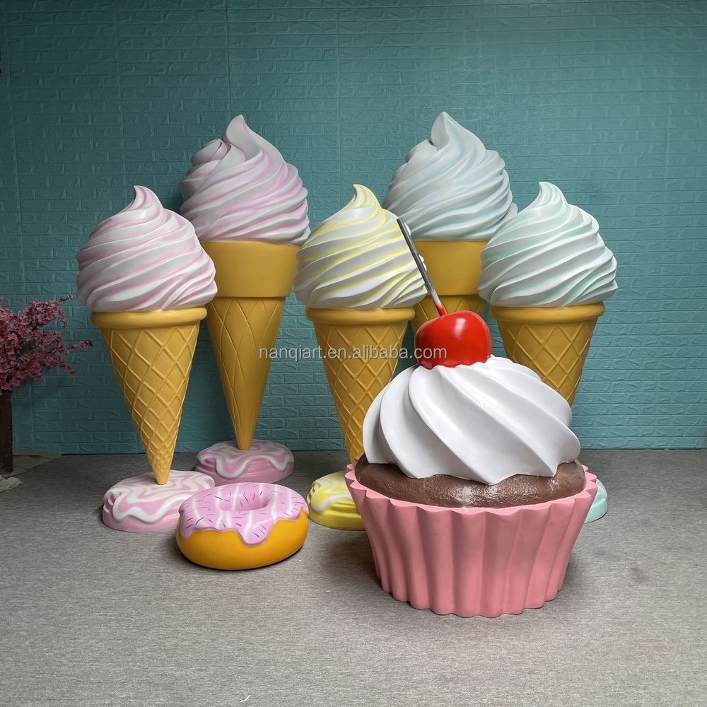 Customized Ice Cream Statue Shop Props High Quality Fiberglass Candy Sculptures Lollipop Macaron Doughnut Outdoor Theme Decor