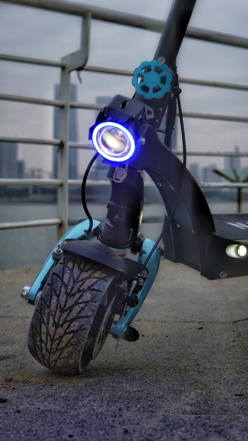 Nanrobot Smart 48v 40km 1600w Kick Stock Garden Fat Bmx Wide Tire Electric Scooter